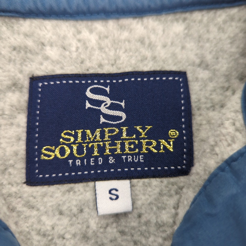 Simply Southern Pullover Womens Small Gray Pink Blue Crab Print Aztec Preppy - Picture 3 of 12